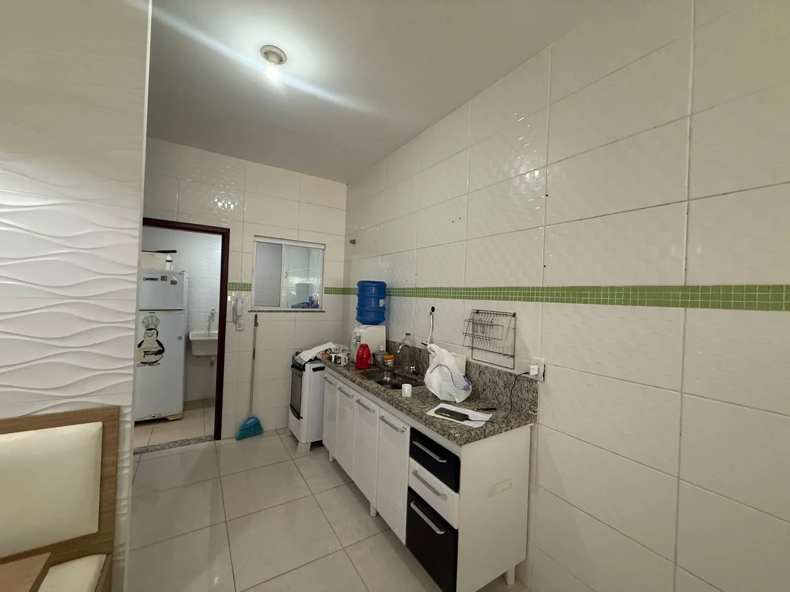 CASA Á VENDA EM CONDOMÍNIO POR R$ 300.000