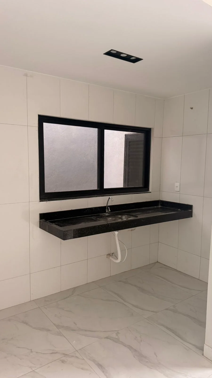 CASA NOVA Á VENDA NO CANELAS CITY POR APENAS R$ 350.000