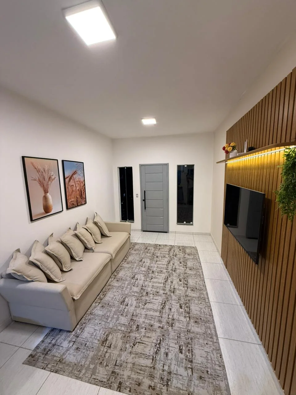 CASA À VENDA POR R$ 300.000