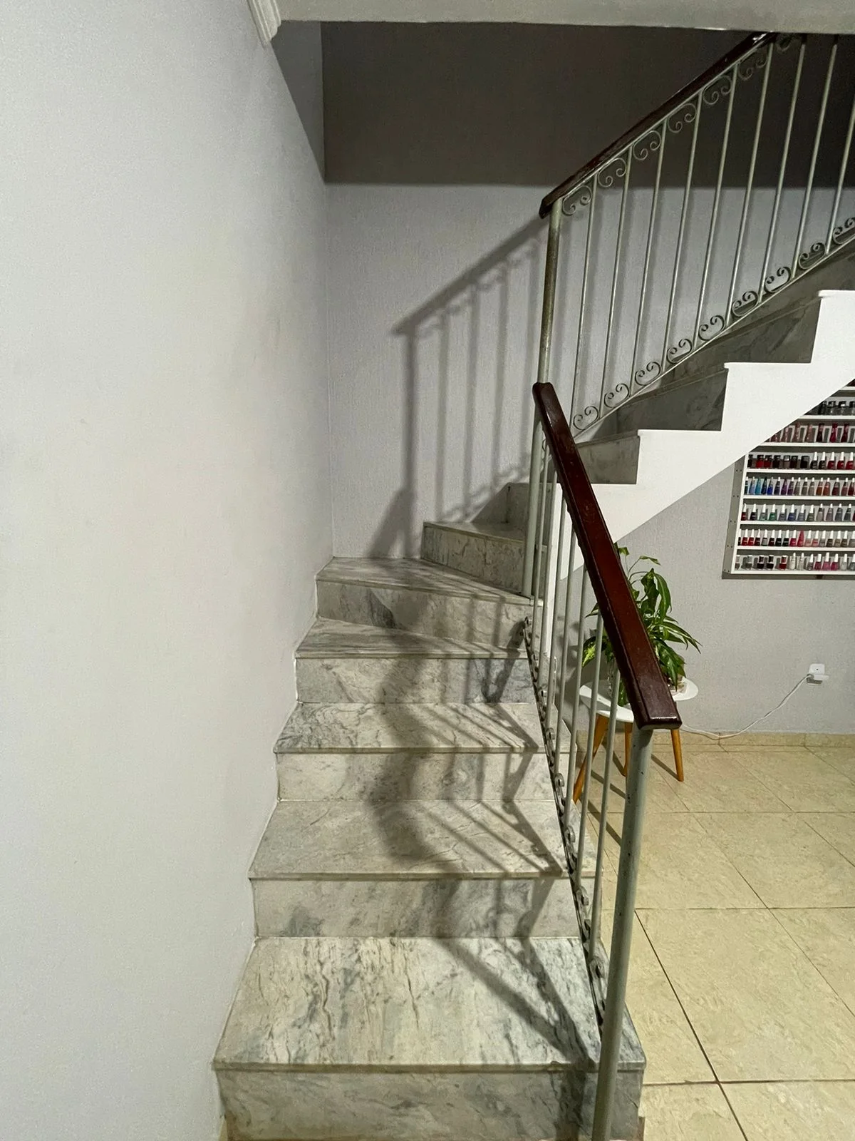 CASA À VENDA COM ÁREA GOURMET E GARAGEM - R$ 265.000