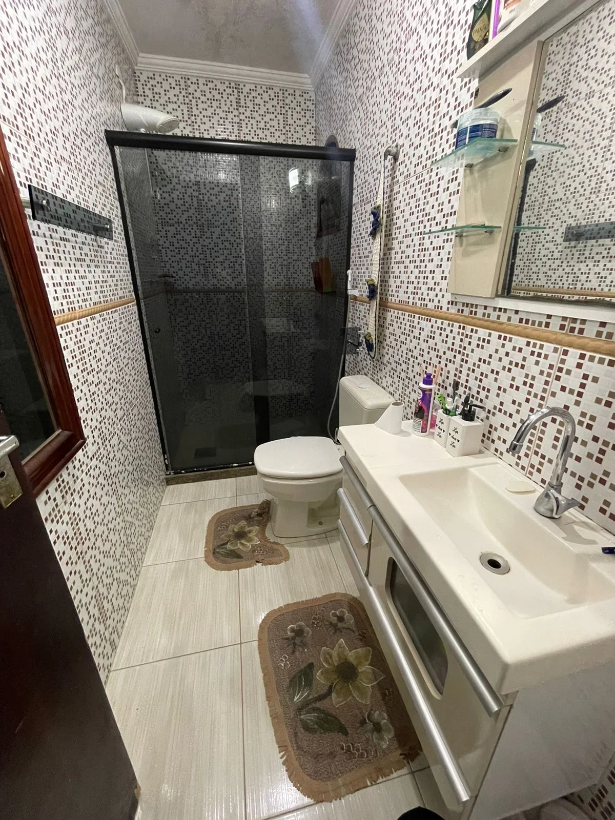 CASA À VENDA COM ÁREA GOURMET E GARAGEM - R$ 265.000