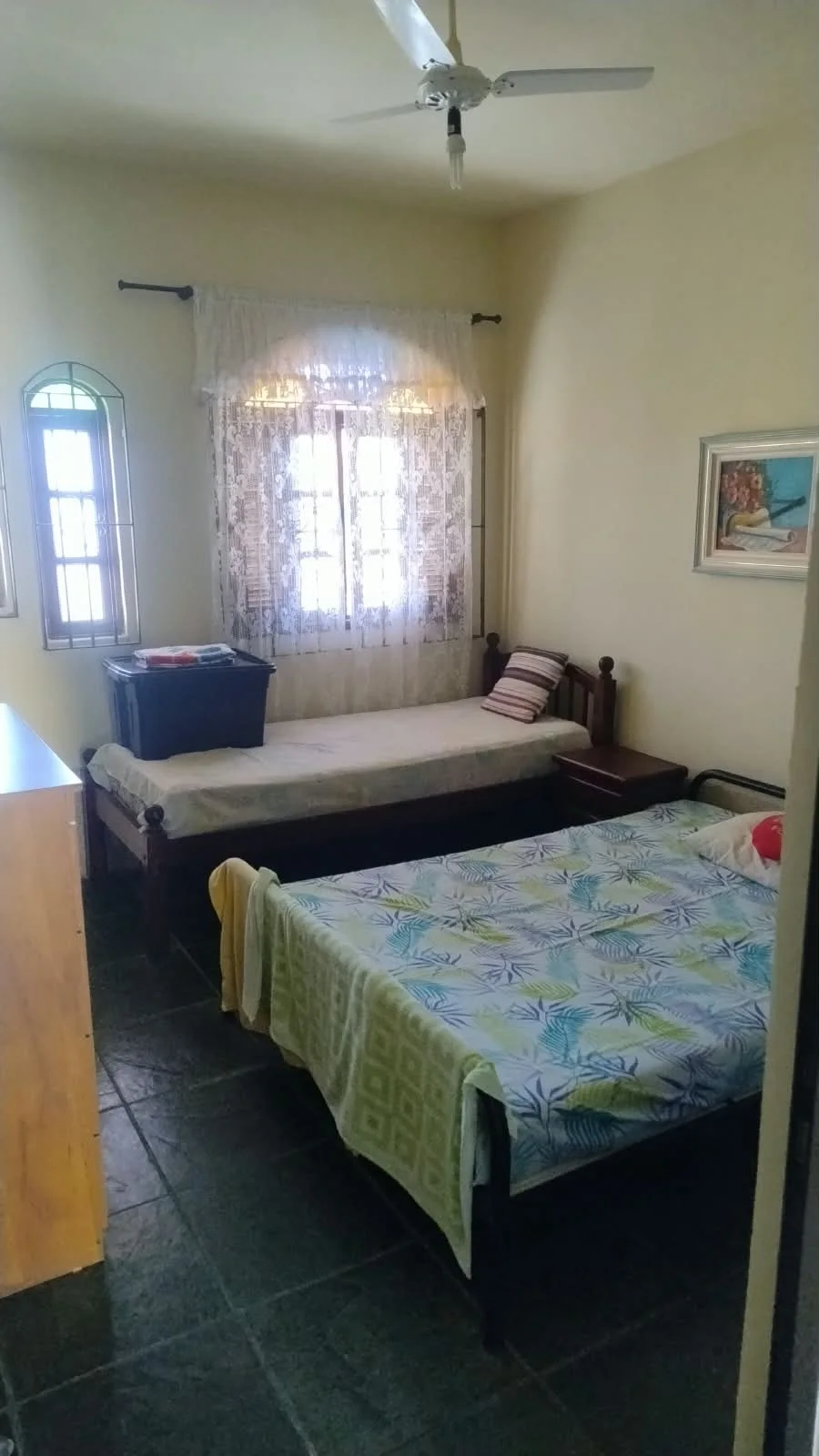 CASA LINEAR À VENDA EM SOPOTÓ, COM TERRENO AMPLO – R$ 400.000