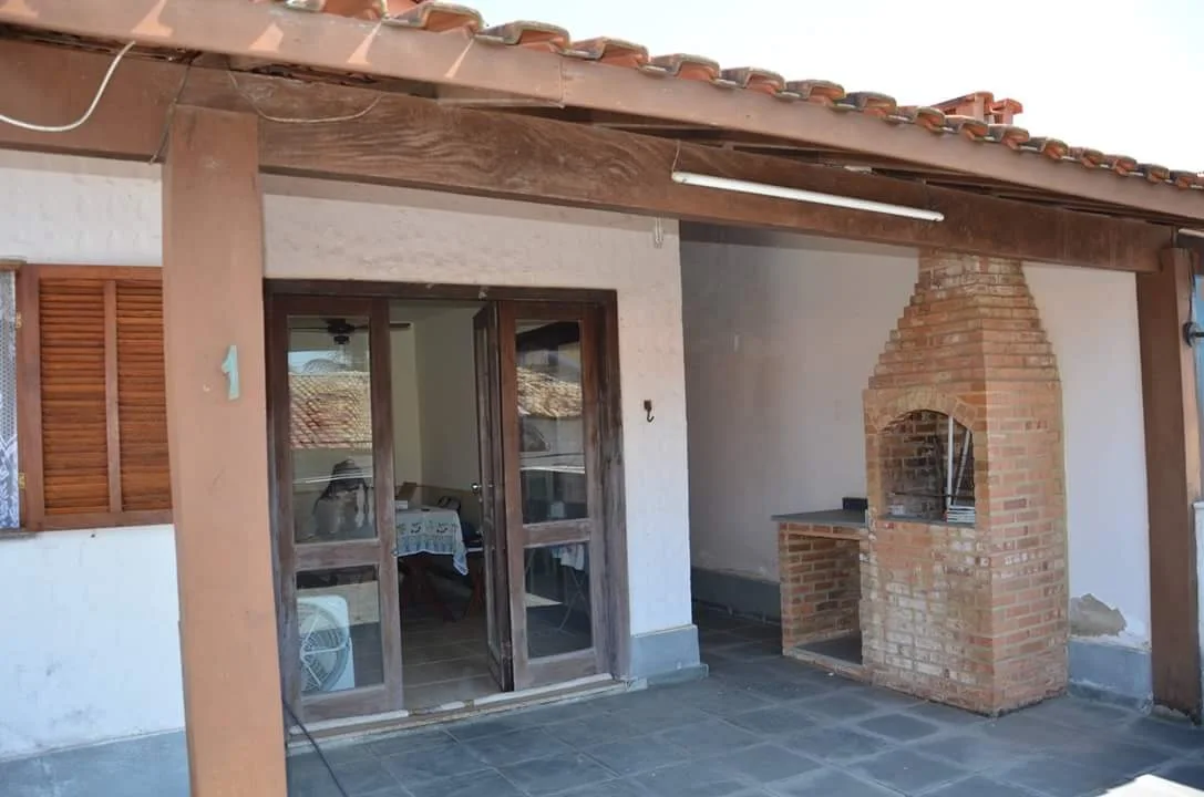 CASA À VENDA NO CONDOMÍNIO VILLAGIO DE IGUABA – R$ 350.000
