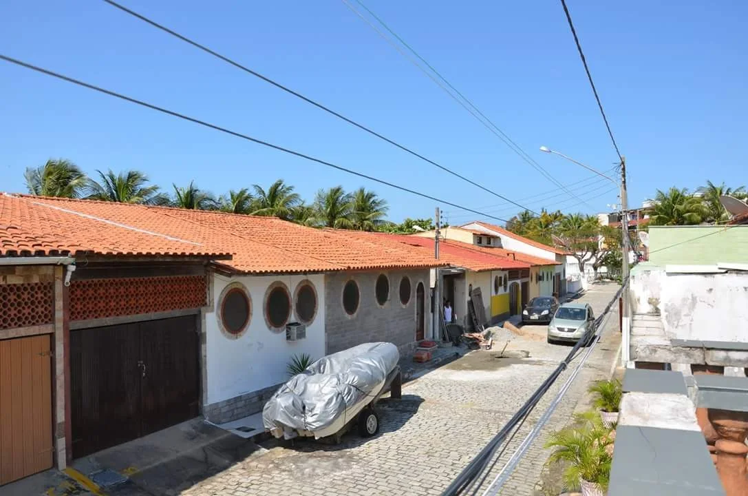 CASA À VENDA NO CONDOMÍNIO VILLAGIO DE IGUABA – R$ 350.000