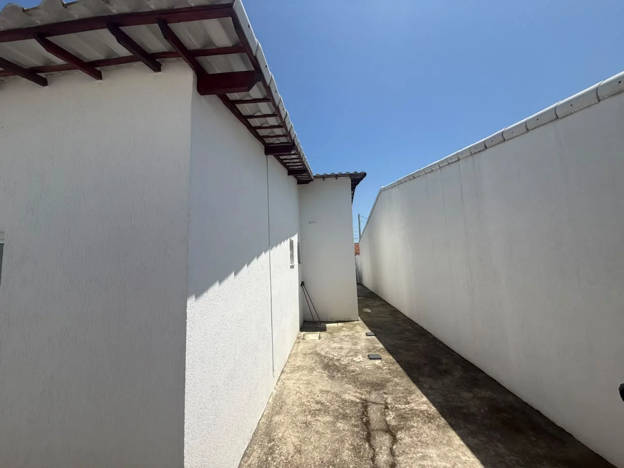 CASA NOVA À VENDA NO SOPOTÓ – IGUABA GRANDE