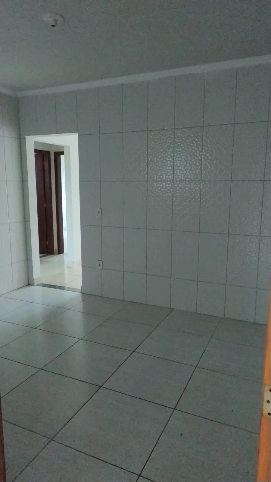 APARTAMENTO À VENDA A 300 METROS DA PRAIA DO POPEYE