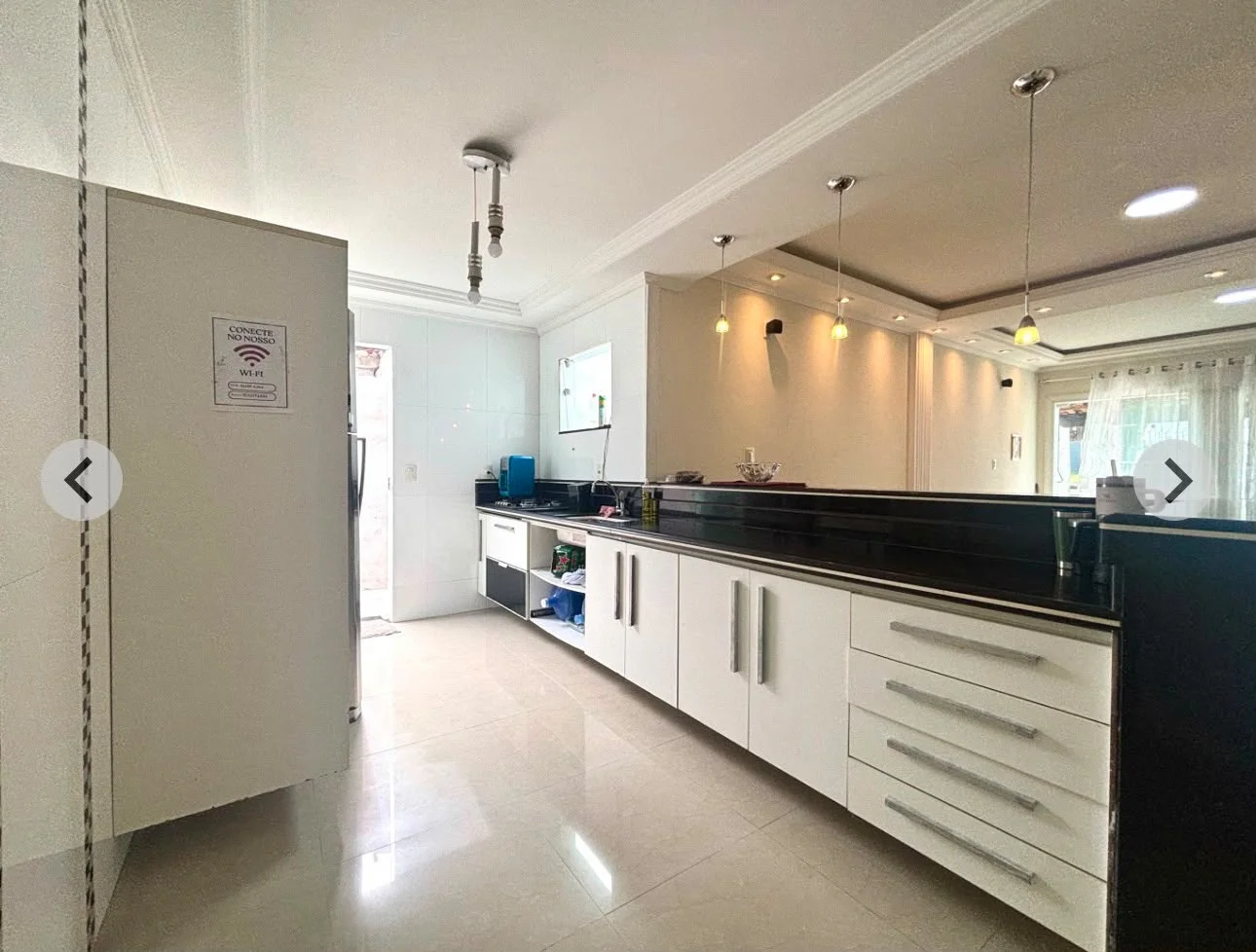 CASA À VENDA EM GURIRI – CABO FRIO | PORTEIRA FECHADA