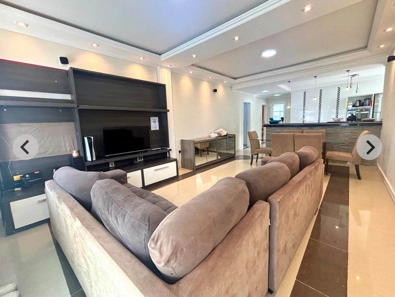 CASA À VENDA EM GURIRI – CABO FRIO | PORTEIRA FECHADA