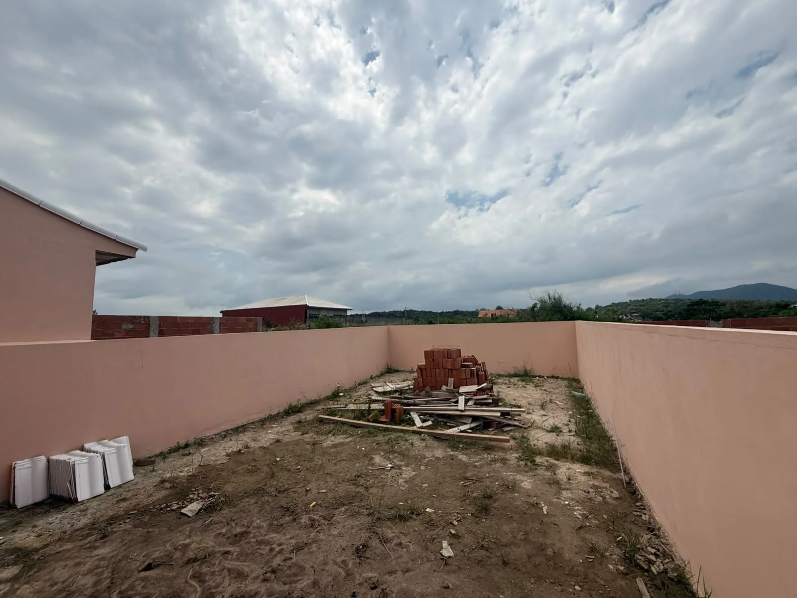 CASA À VENDA NO BAIRRO NOVA IGUABA – R$ 280.000,00