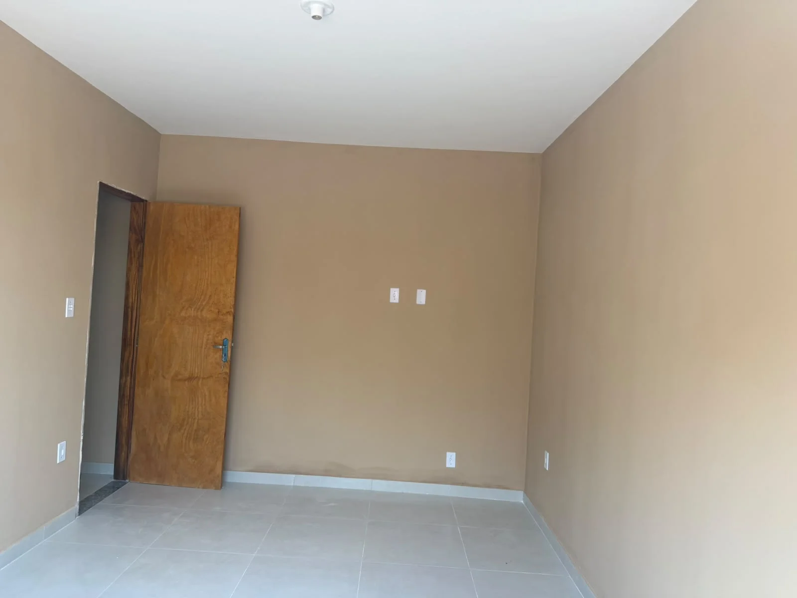 CASA À VENDA NO BAIRRO NOVA IGUABA – R$ 280.000,00