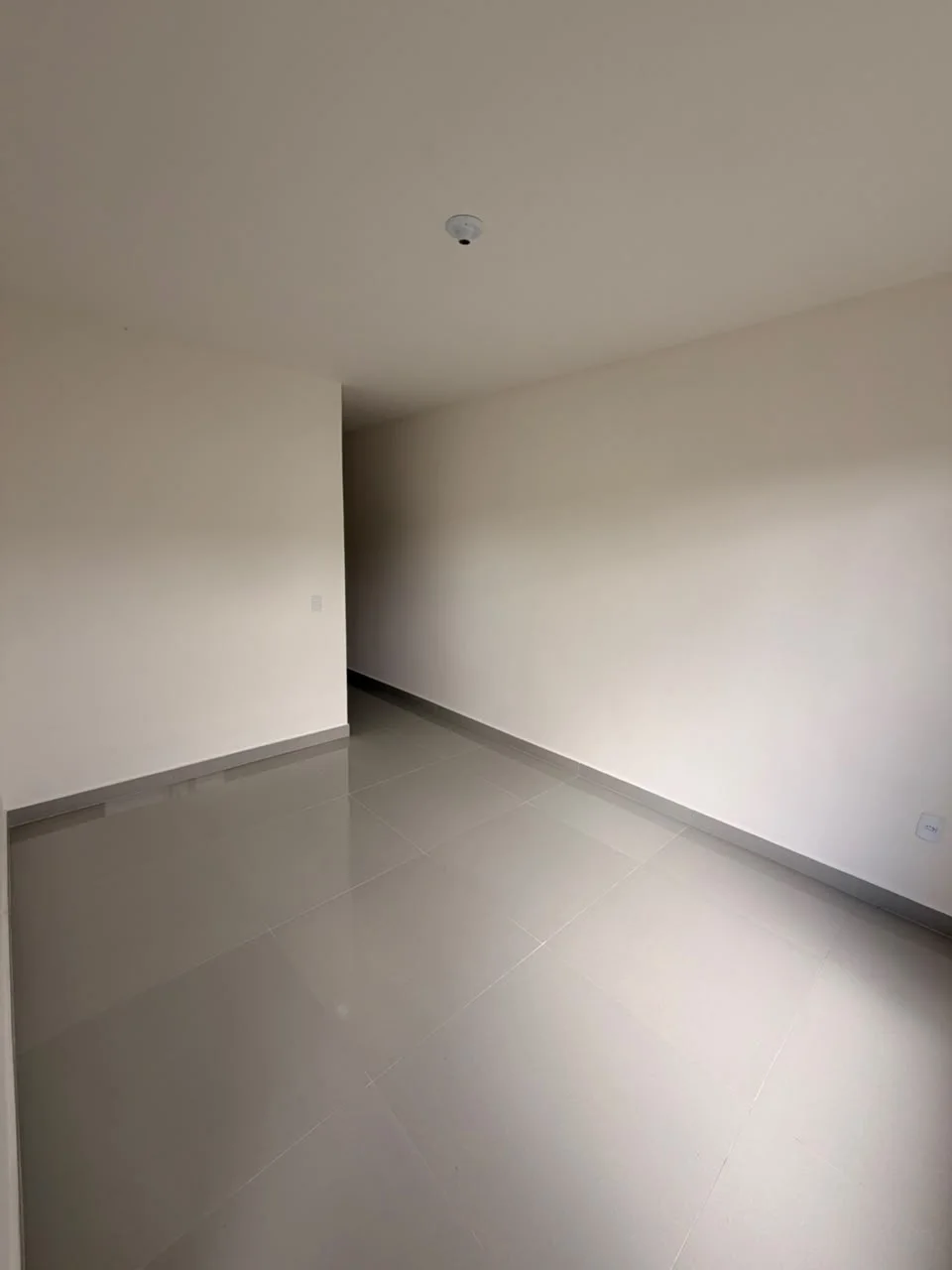 CASA À VENDA NO JARDIM SOLARES – R$ 395.000
