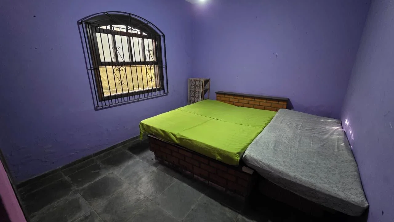 DOIS IMÓVEIS À VENDA EM IGUABA GRANDE