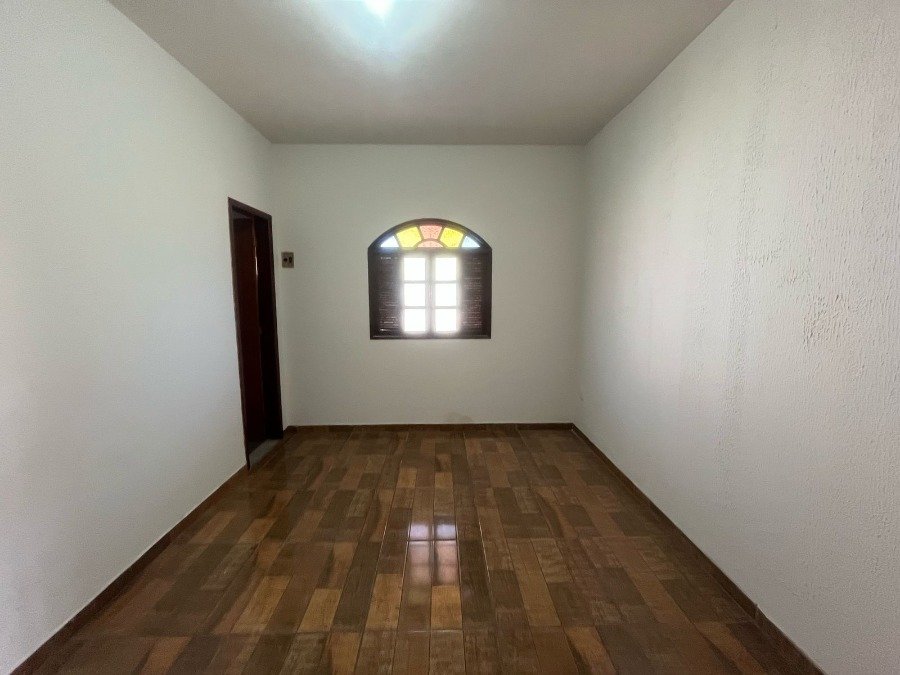 Imóvel para venda em Iguaba Grande, caracterizado por uma casa independente.