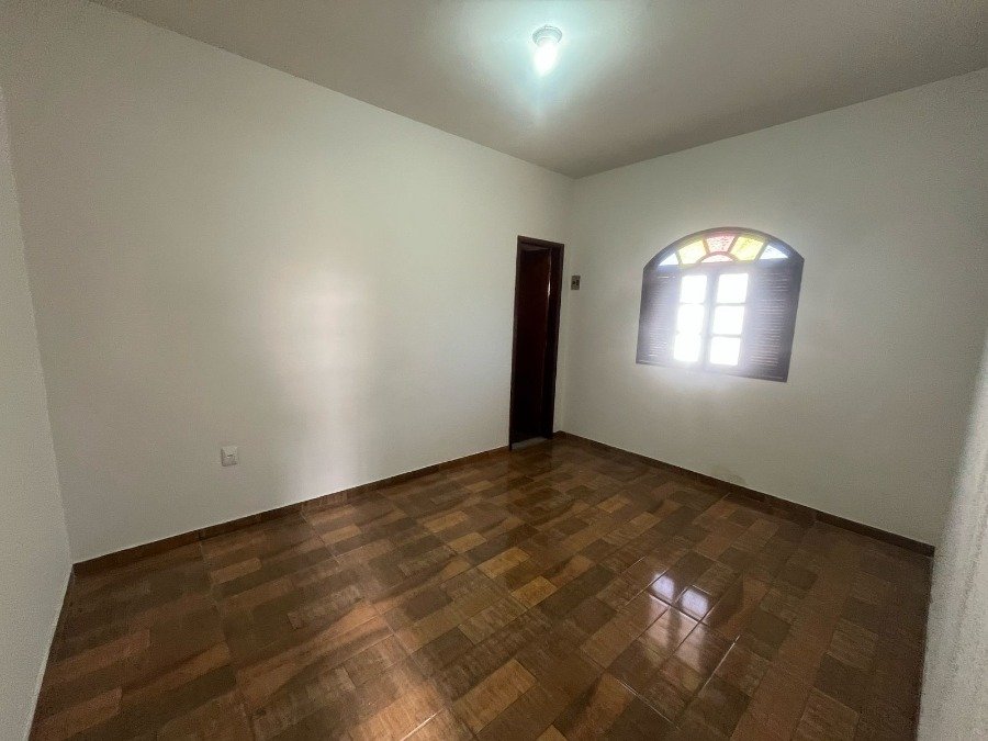 Imóvel para venda em Iguaba Grande, caracterizado por uma casa independente.