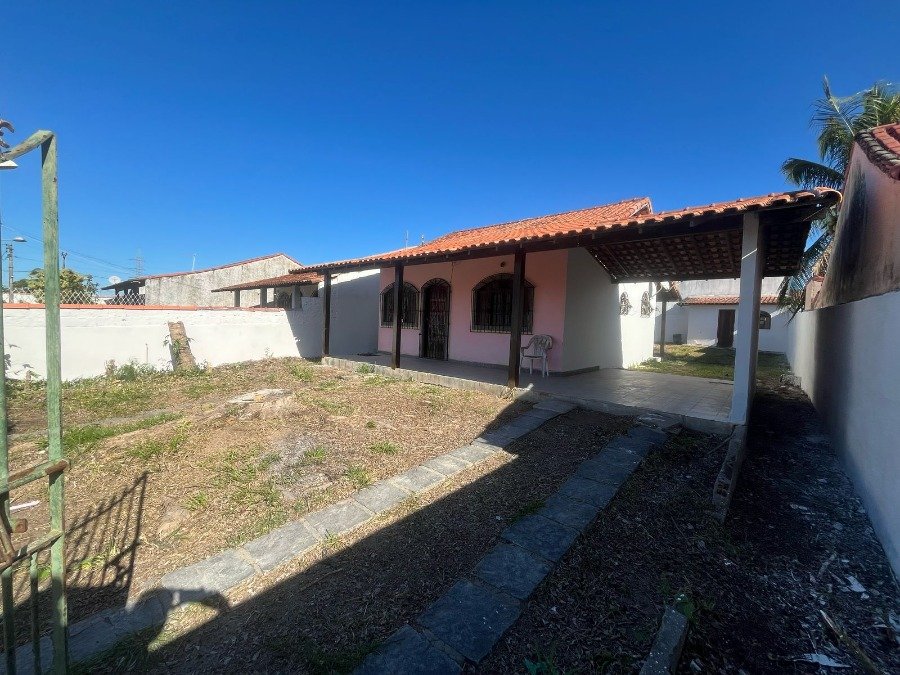 Imóvel para venda em Iguaba Grande, caracterizado por uma casa independente.