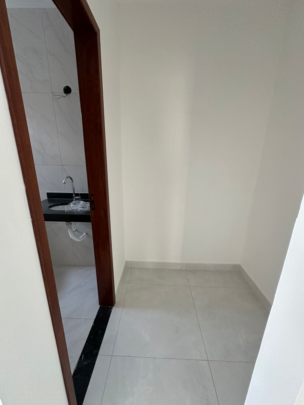 Casa com 2 quartos no centro da Cidade por R$ 360.000