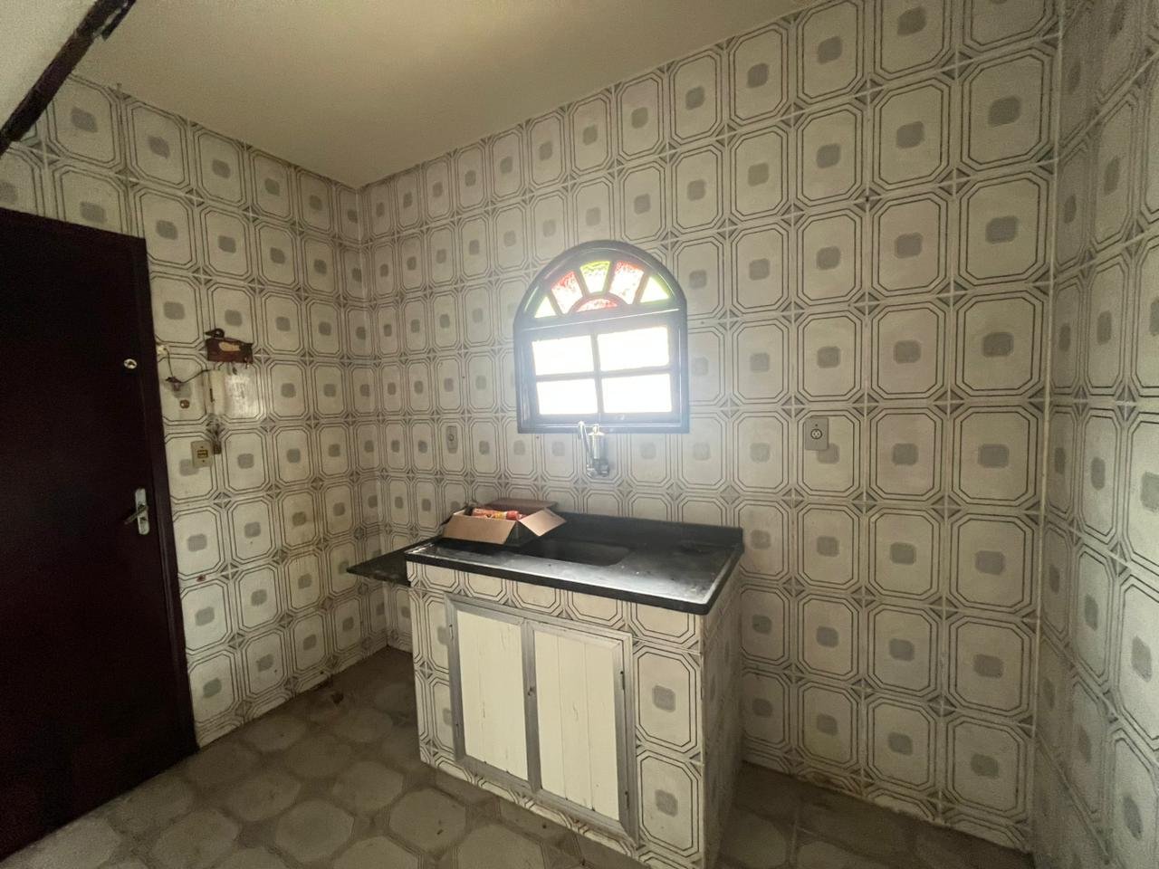 CASA EM CONDOMÍNIO PERTO DA PRAIA DOS UBÁS