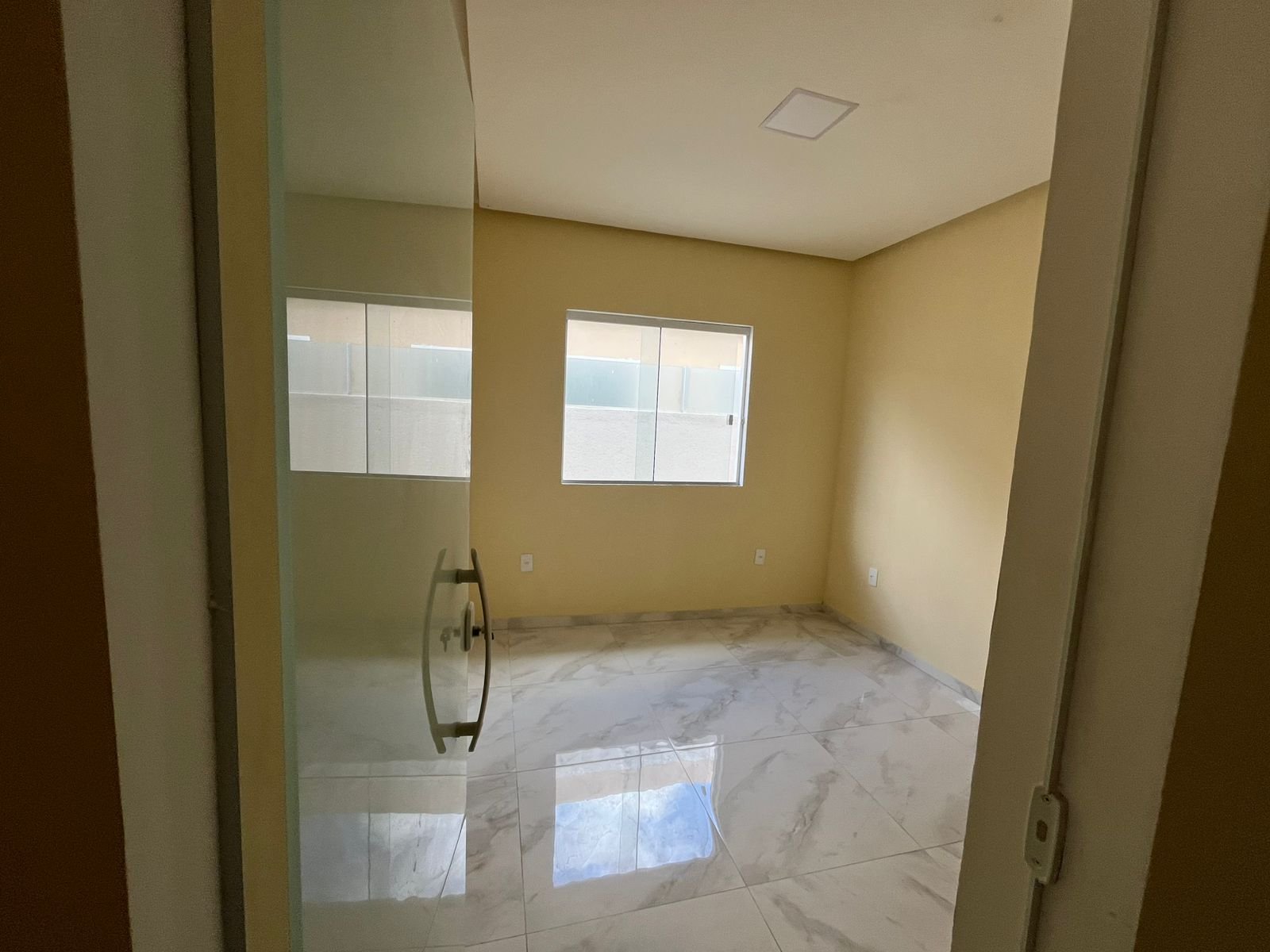 CASA EM CIDADE NOVA APENAS R$ 320.000