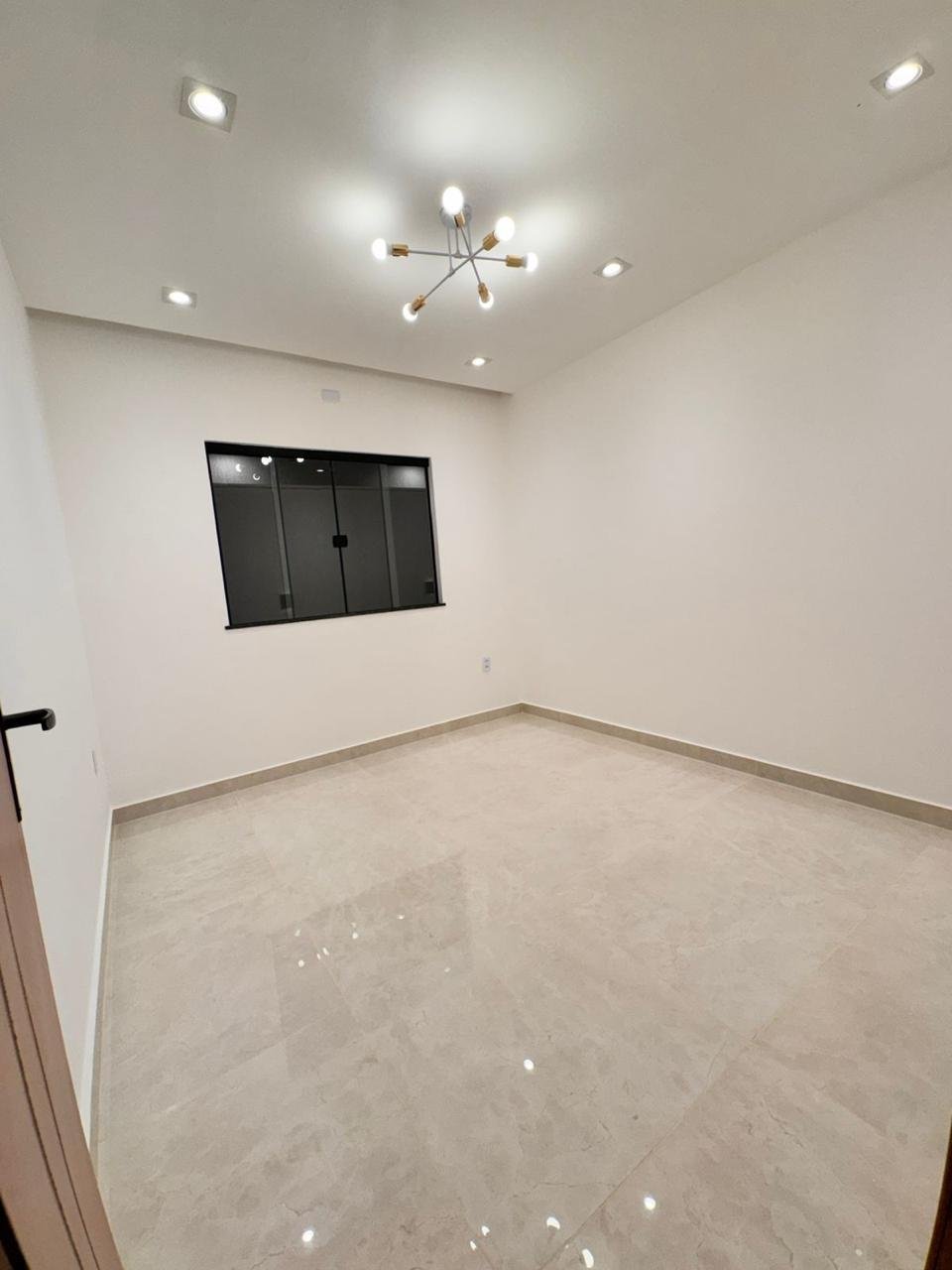 CASA DE LUXO EM IGUABA GRANDE