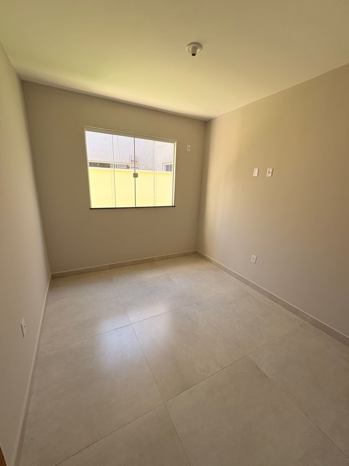 OPORTUNIDADE! CASA PRIMEIRA LOCAÇÃO Á 150m DA PRAIA DOS UBÁS