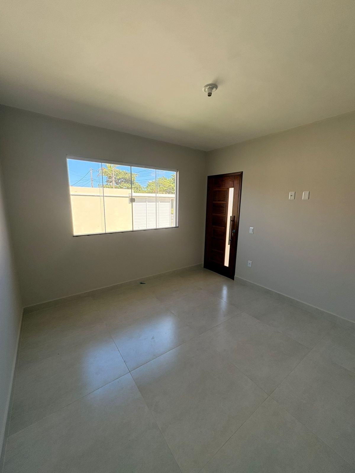OPORTUNIDADE! CASA PRIMEIRA LOCAÇÃO Á 150m DA PRAIA DOS UBÁS