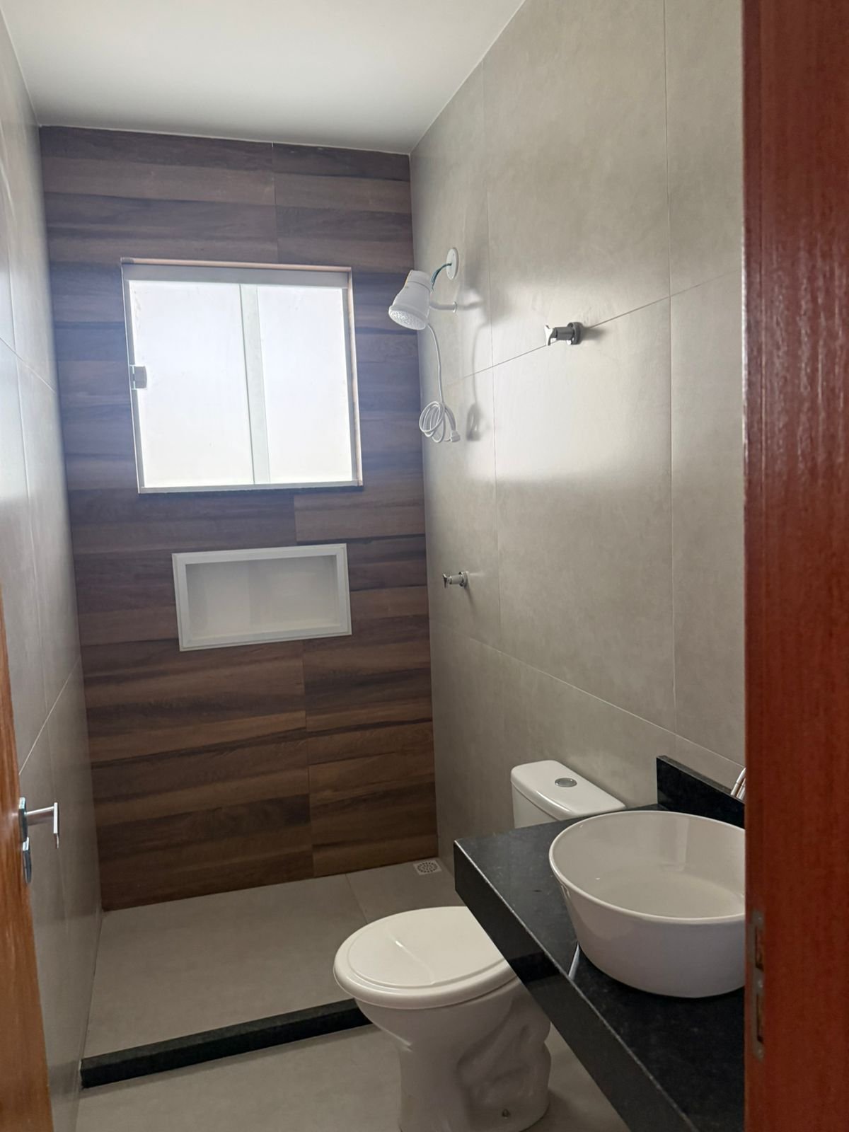 OPORTUNIDADE! CASA PRIMEIRA LOCAÇÃO Á 150m DA PRAIA DOS UBÁS