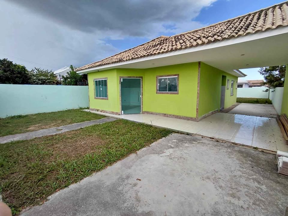 EXCELENTE CASA COM 3 QUARTOS POR APENAS R$ 320.000.00