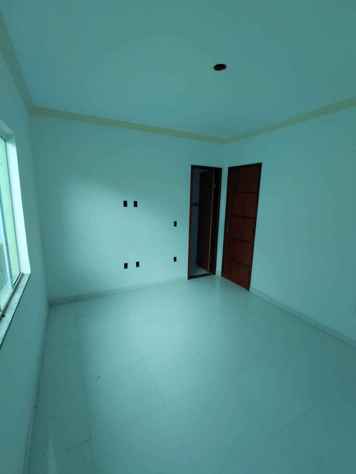 EXCELENTE CASA COM 3 QUARTOS POR APENAS R$ 320.000.00