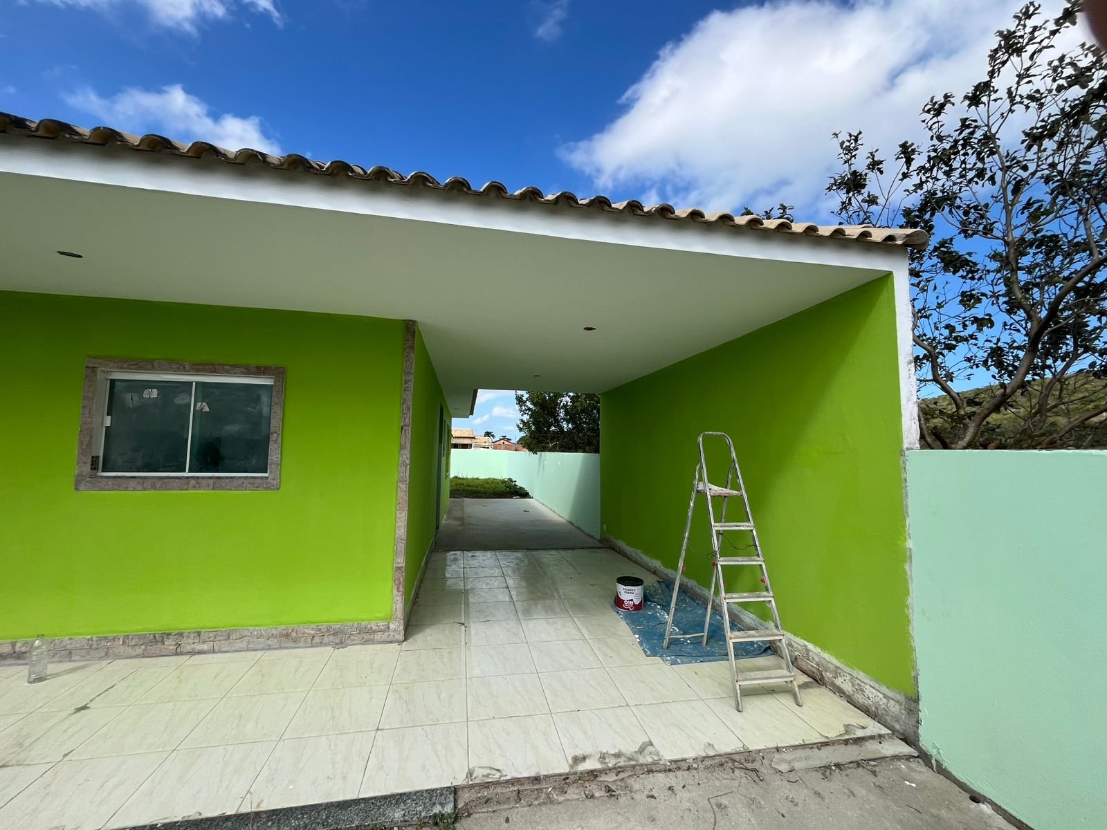 EXCELENTE CASA COM 3 QUARTOS POR APENAS R$ 320.000.00