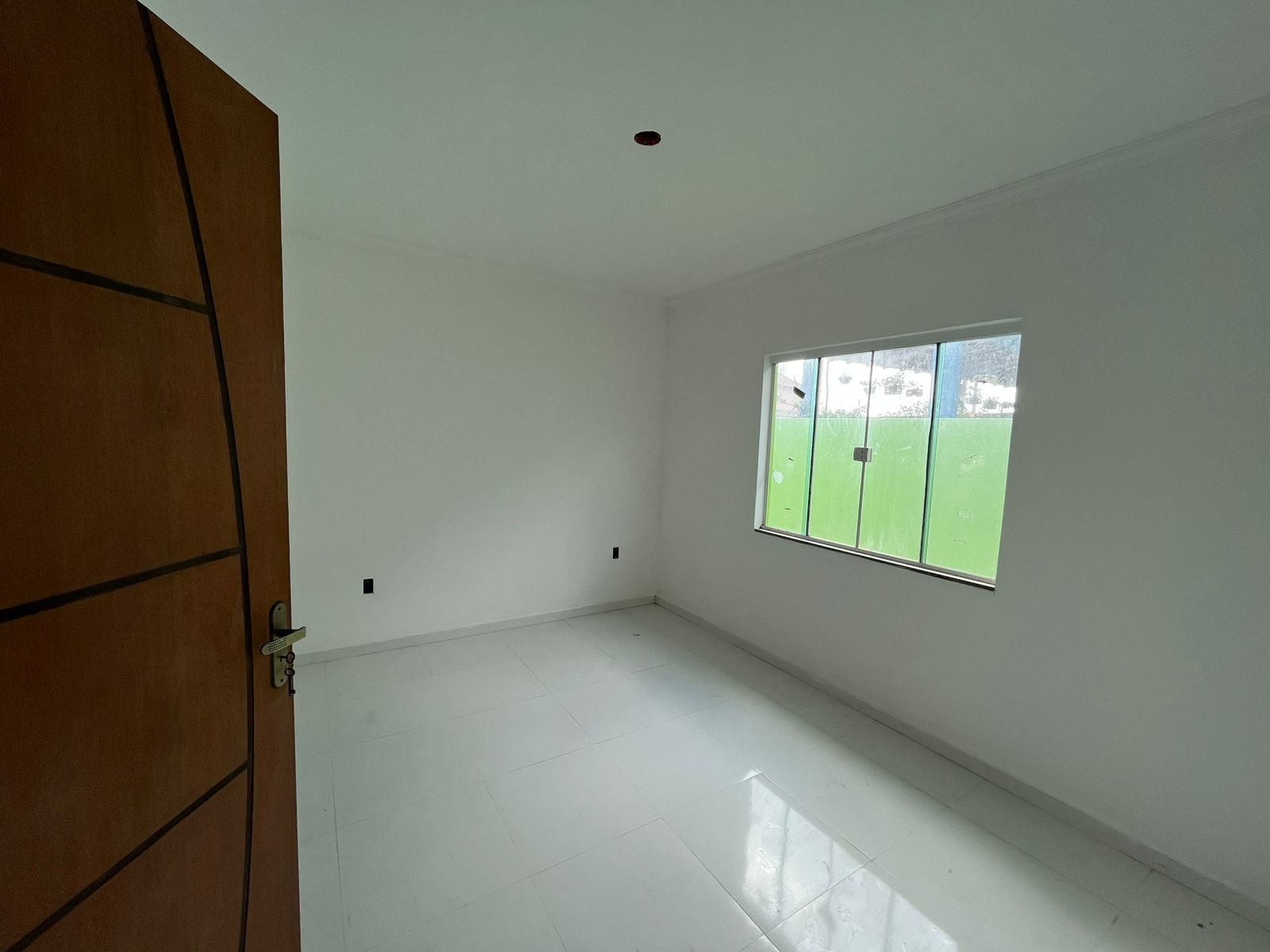 EXCELENTE CASA COM 3 QUARTOS POR APENAS R$ 320.000.00