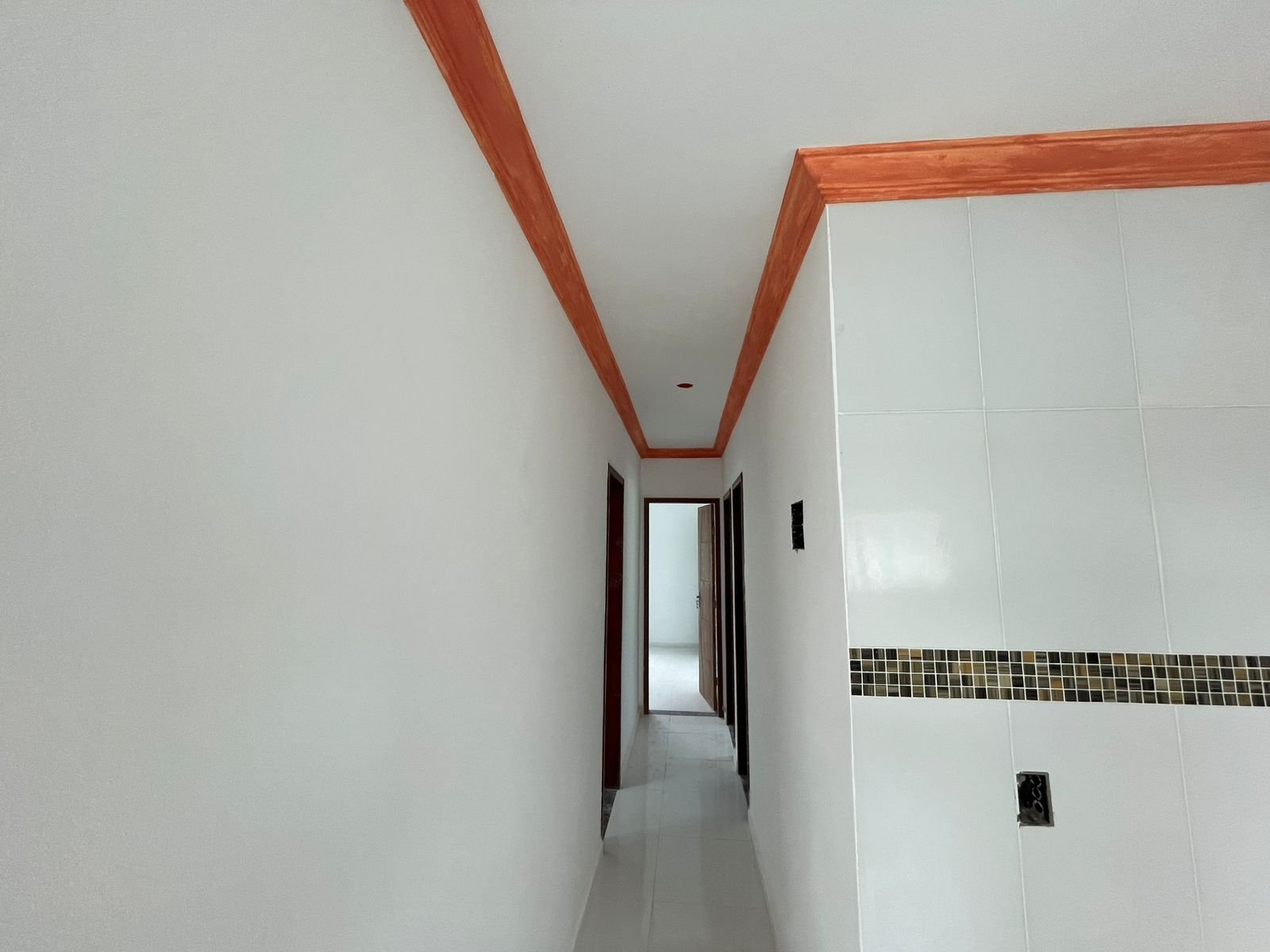EXCELENTE CASA COM 3 QUARTOS POR APENAS R$ 320.000.00