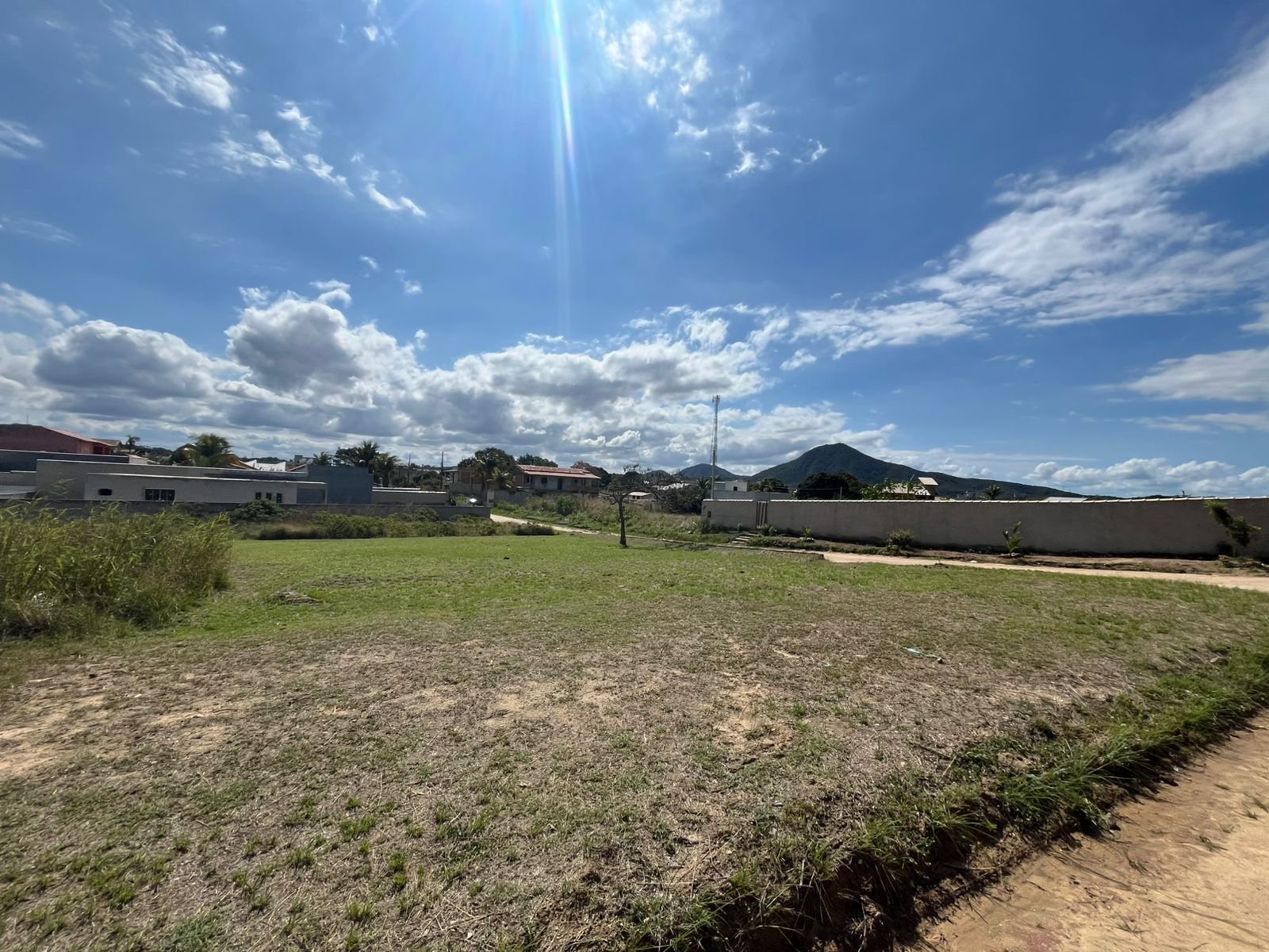 Oportunidade Única em Iguaba Grande! Terreno 404 m² (20x20)