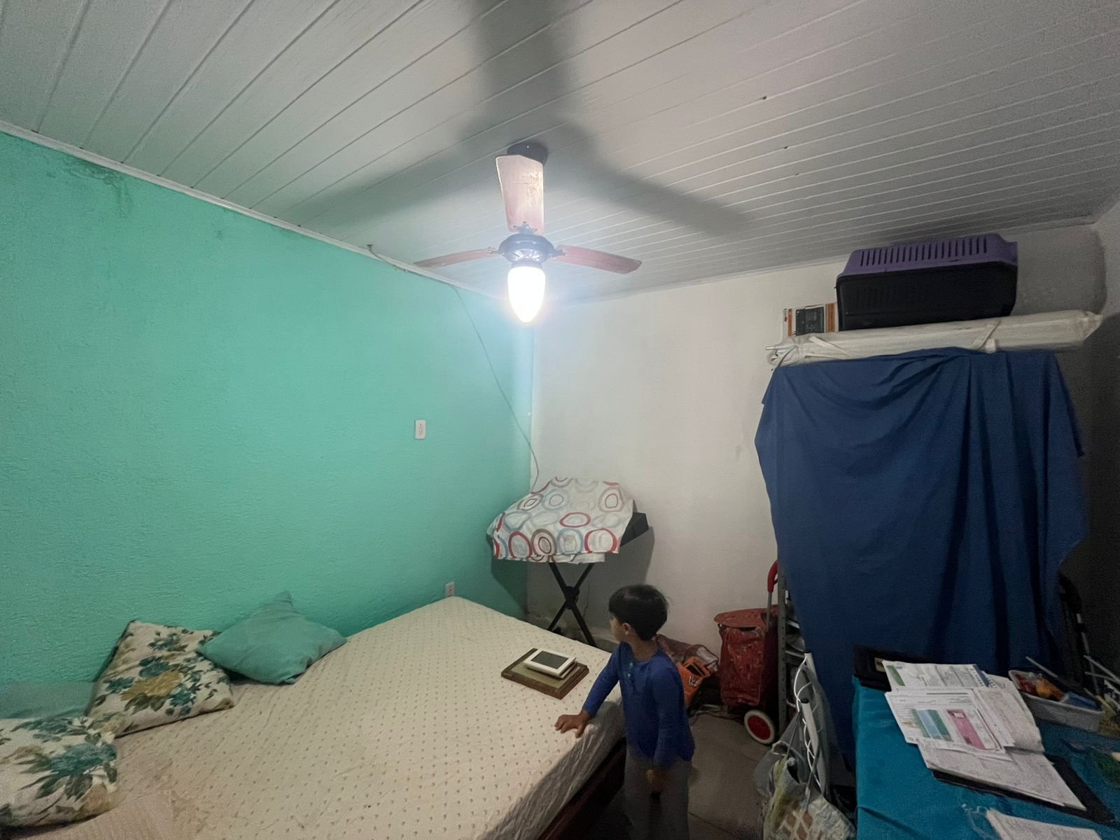 CASA COM 4 QUARTOS E PISCINAS NOS UBÁS R$ 420.000