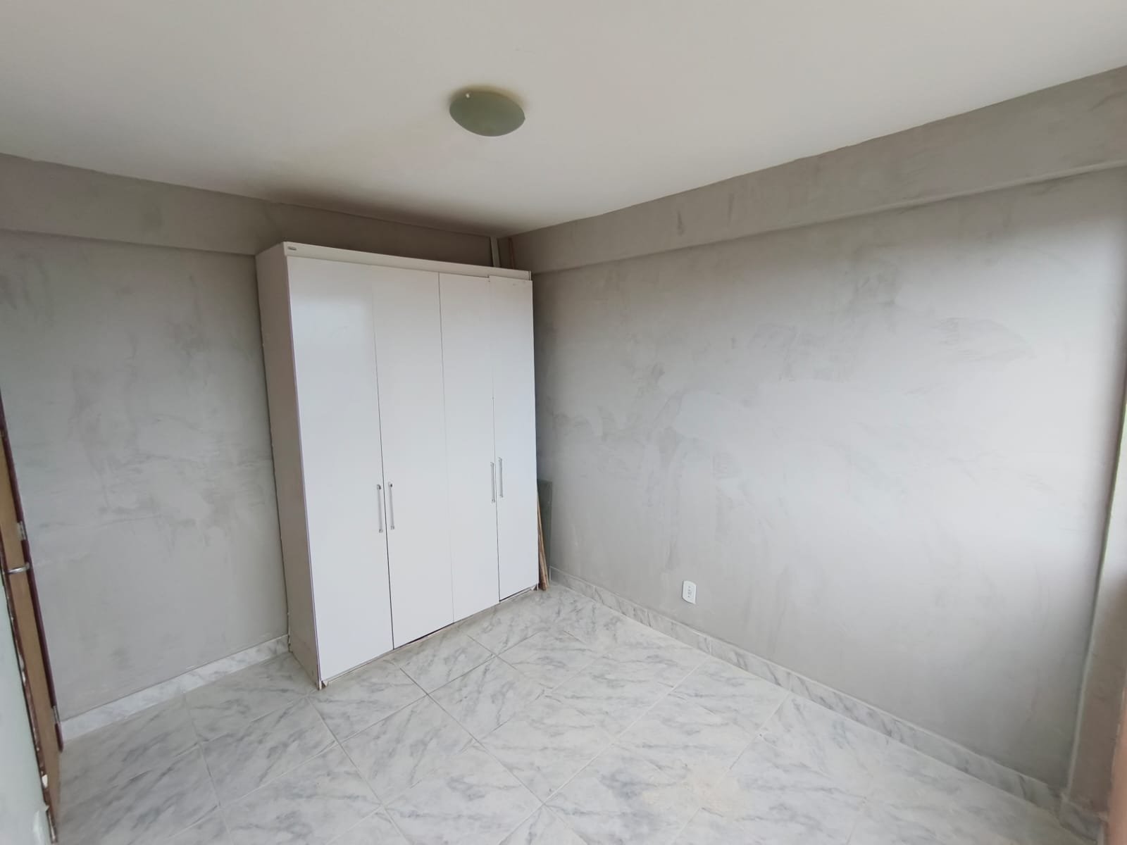 APARTAMENTO NO CENTRO DA CIDADE POR APENAS R$ 170.000