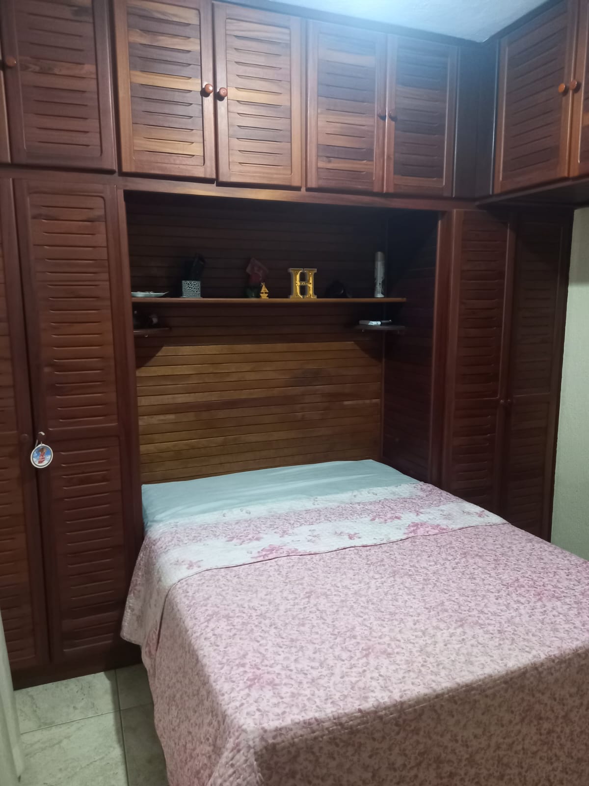 CASA À VENDA COM PISCINA NO PARQUE TAMARIZ