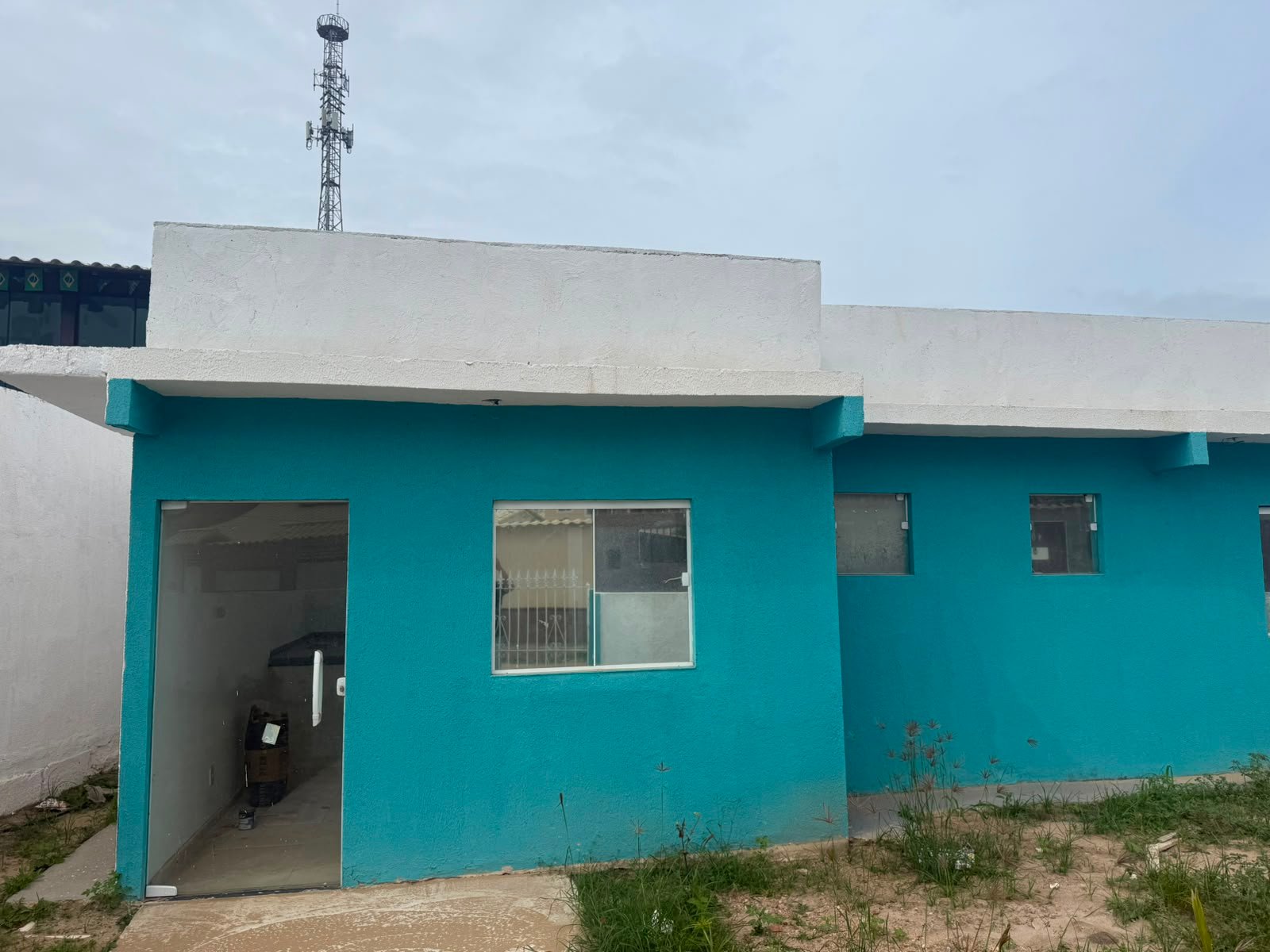 CASA COM 3 QUARTOS EM CIDADE NOVA - R$ 340.000