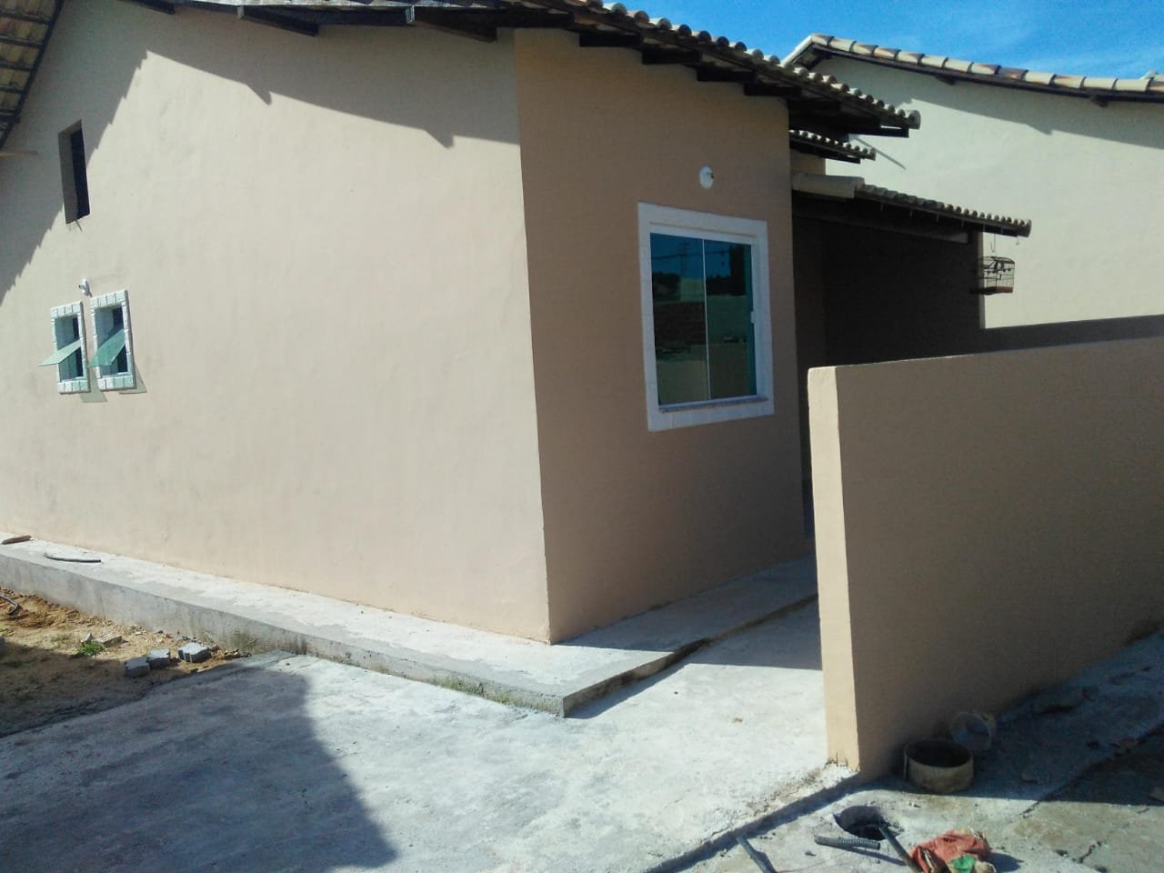 OPORTUNIDADE! CASA COM 2 QUARTOS - APENAS R$ 225.000